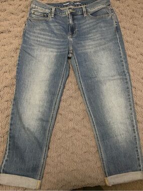 Old Navy Women's Light Blue Boyfriend Jeans